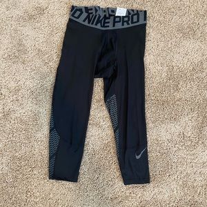 Nike Men’s Medium Workout Leggings